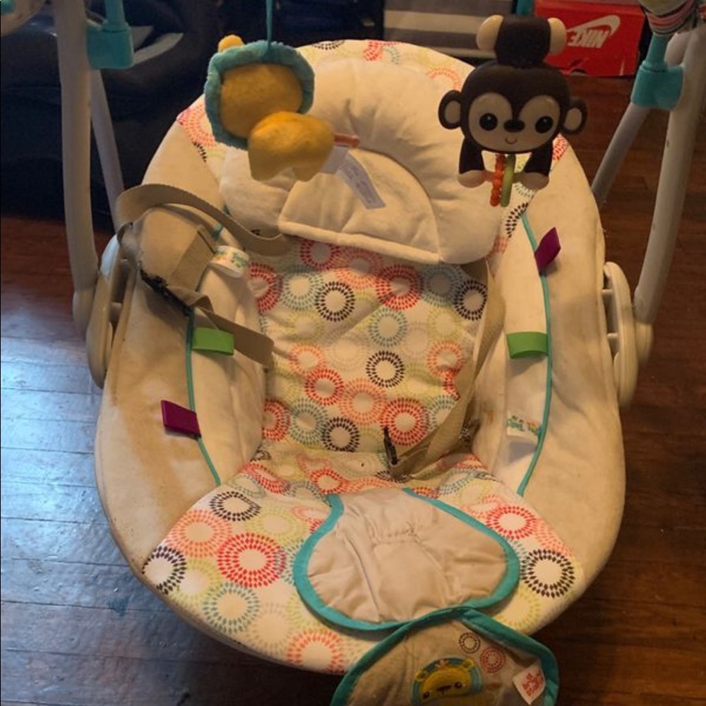 Baby swing